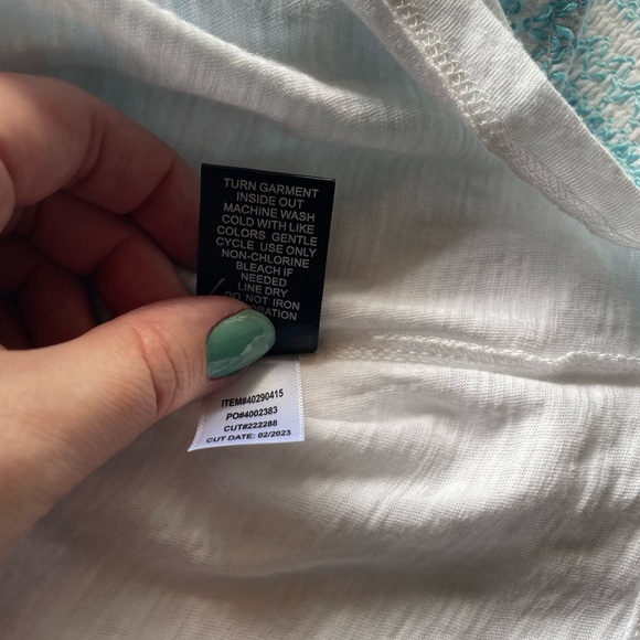 Torrid Size 1 1X 14/16 White and Blue Tank Top - Picture 12 of 12